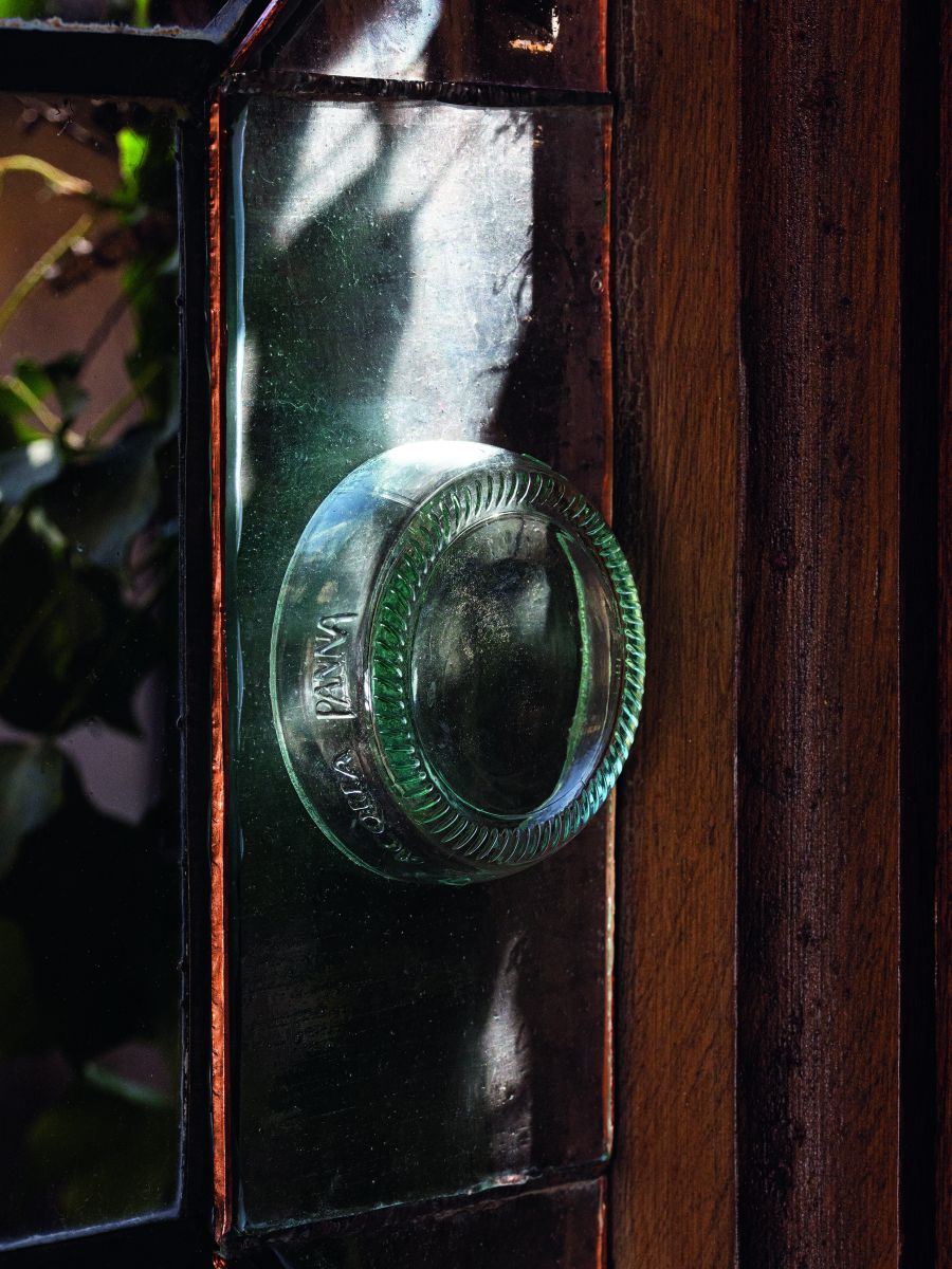 Aleksandra Fixl + Sidonie Devienne