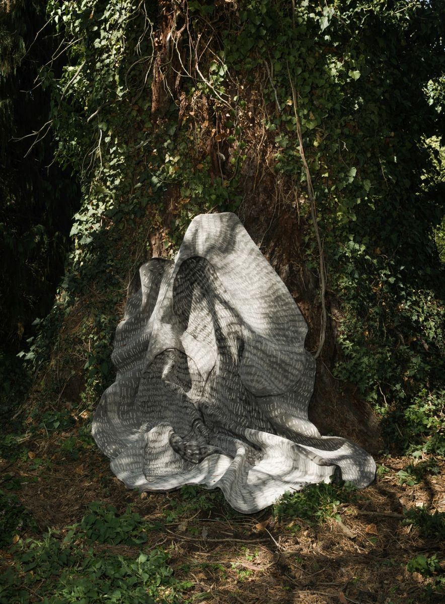 Swarm by Marlène Huissoud - produced by cc-tapis